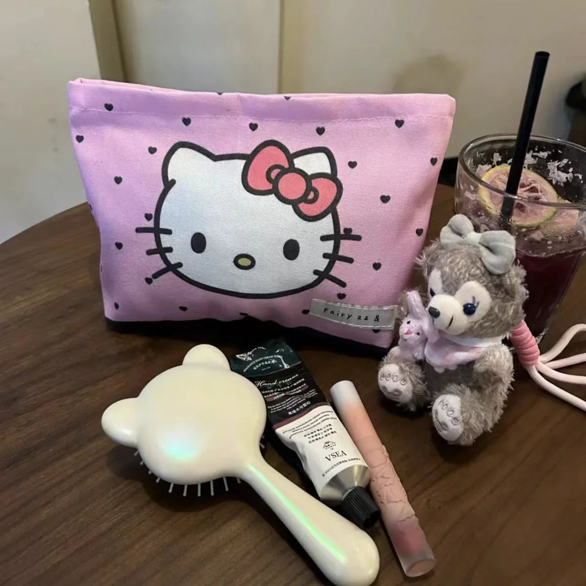 Trousse de toilette enfant Hello Kitty en toile rose