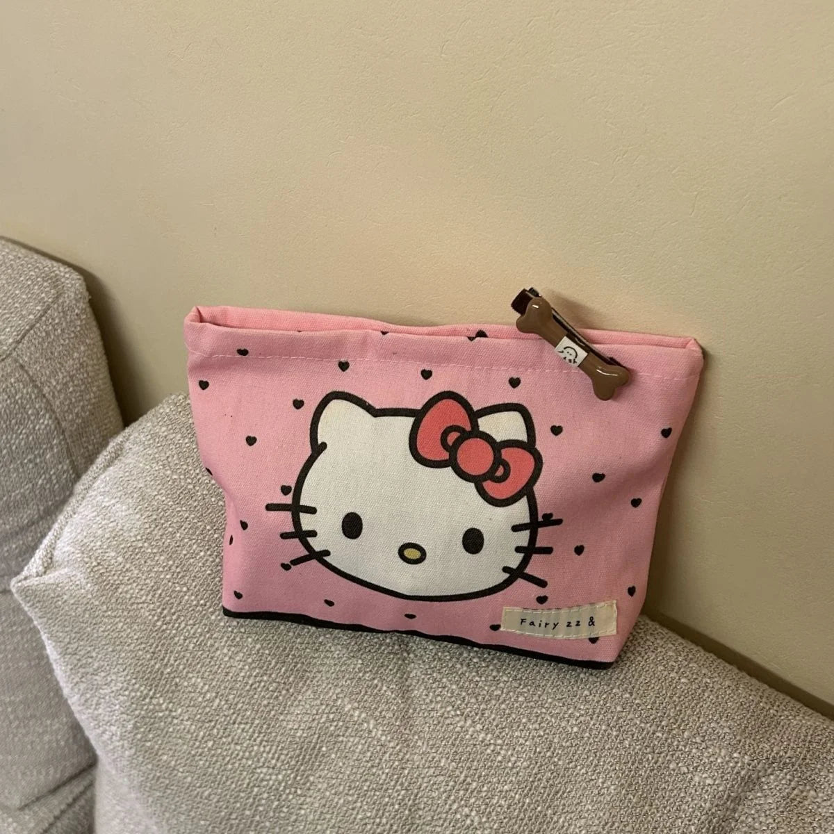 Trousse de toilette enfant Hello Kitty en toile rose