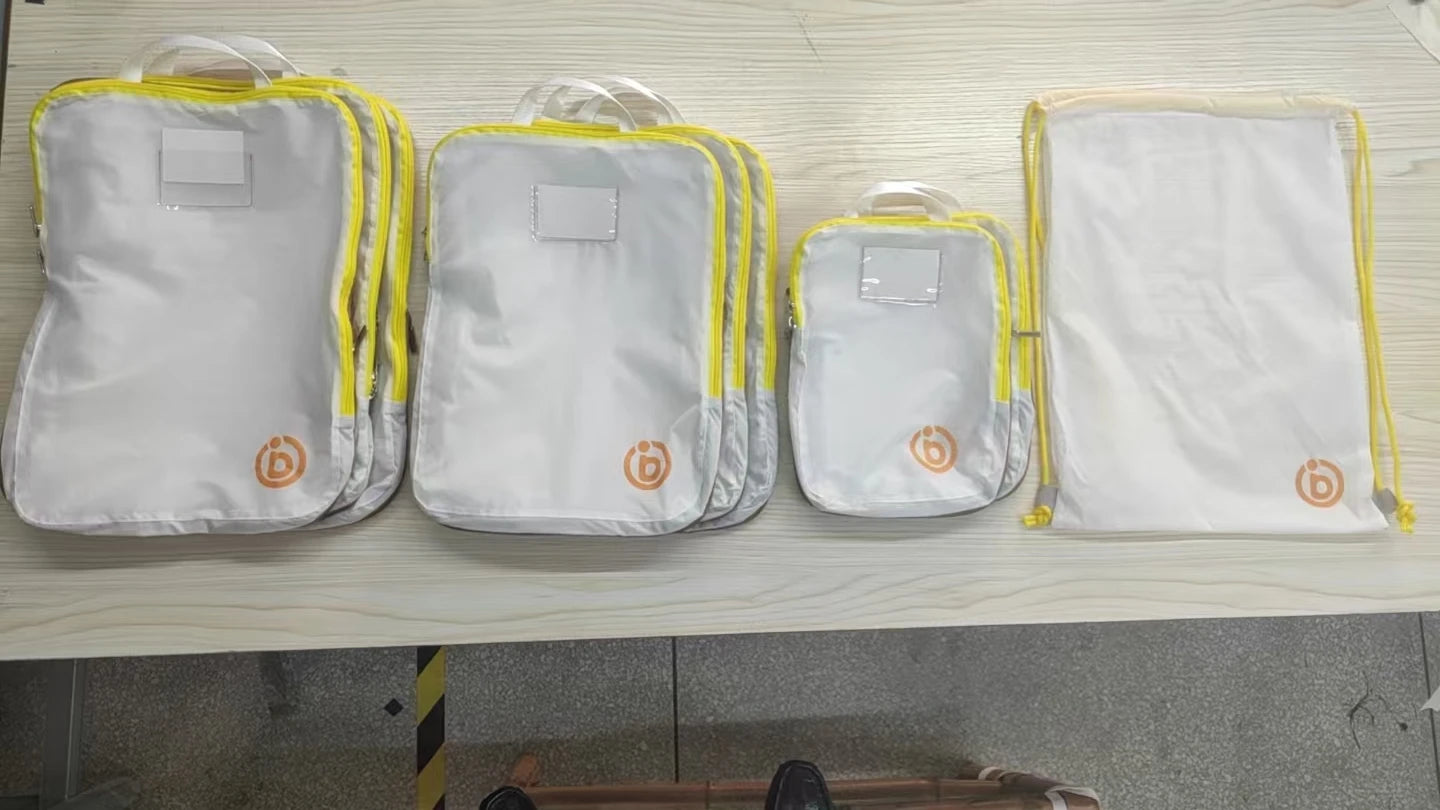 Set de cubes de rangement compressibles étanches pour valise et voyage organisé