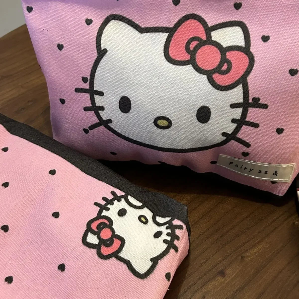 Trousse de toilette enfant Hello Kitty en toile rose