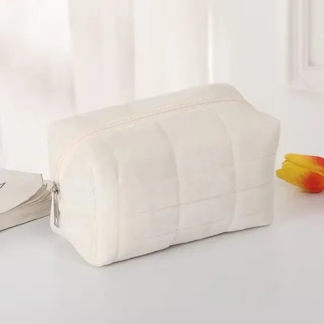 Trousse de Maquillage Coussin – Style Doux & Grande Capacité
