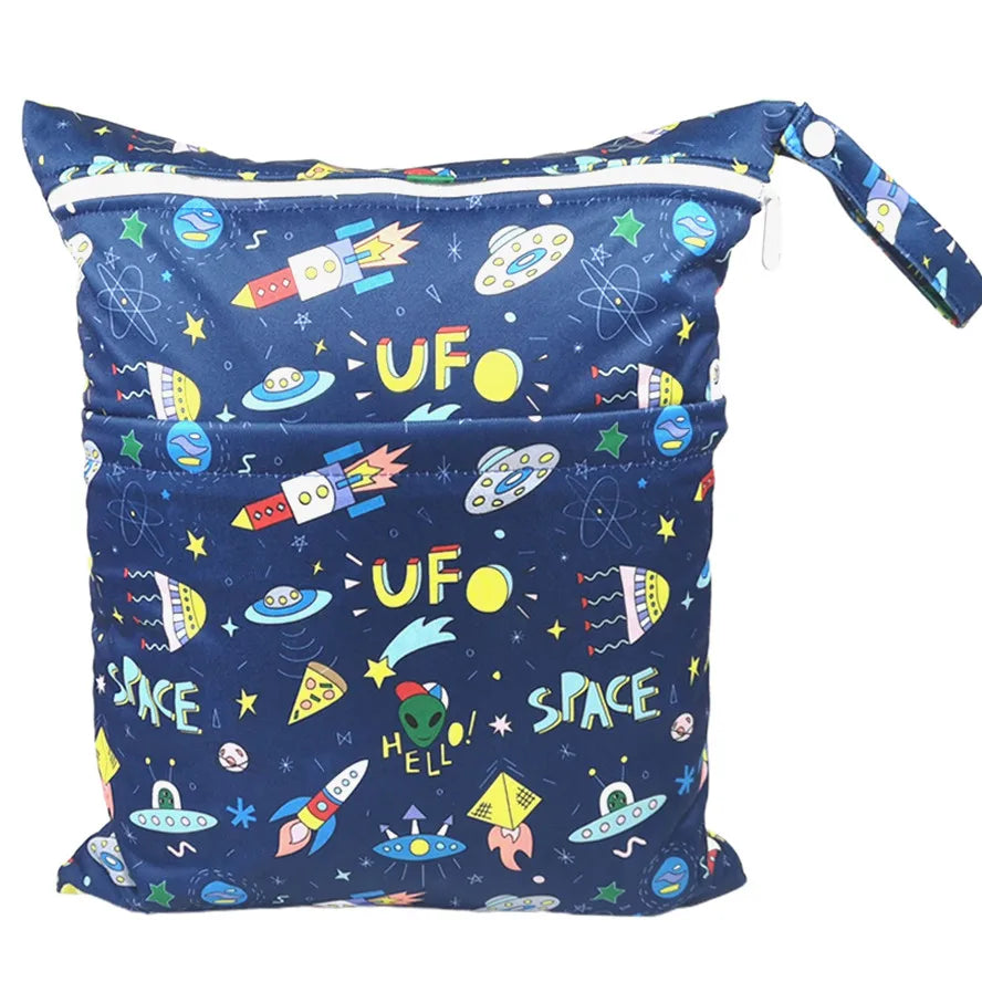 Sac bébé étanche réutilisable deux compartiments rangement couches et vêtements