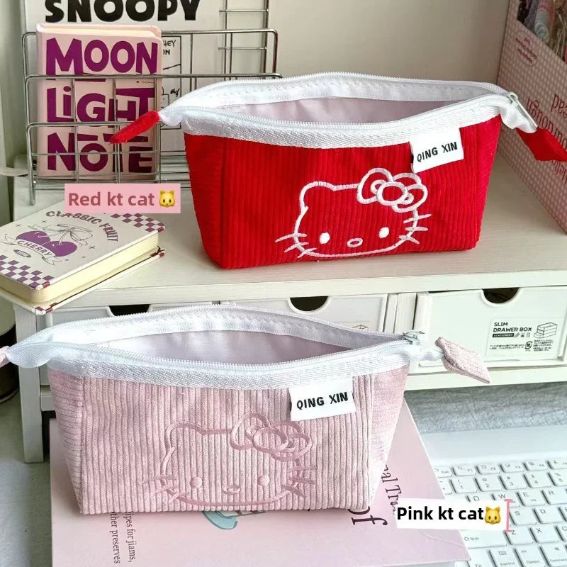 Trousse de toilette enfant Hello Kitty en velours côtelé