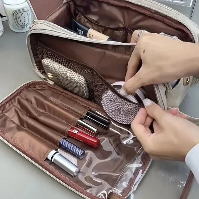 Trousse de Maquillage Multifonction en Similicuir – Grande Capacité 3 Couches avec Double Fermeture