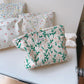 Pochette bébé fleurie rangement couches et accessoires de soin