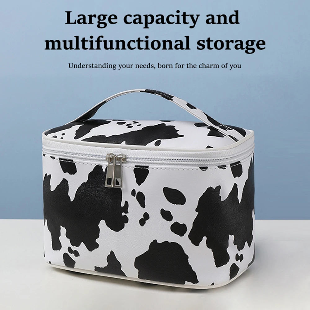Trousse de Maquillage Imperméable Motif Vache – Organisateur de Voyage avec Poignée