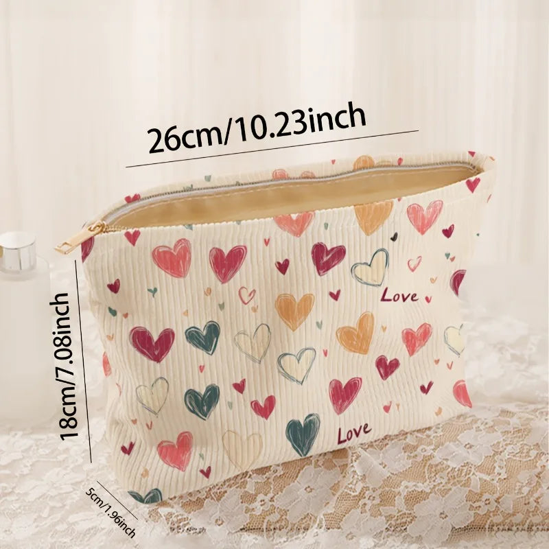 Trousse de toilette enfant motifs cœurs en velours côtelé