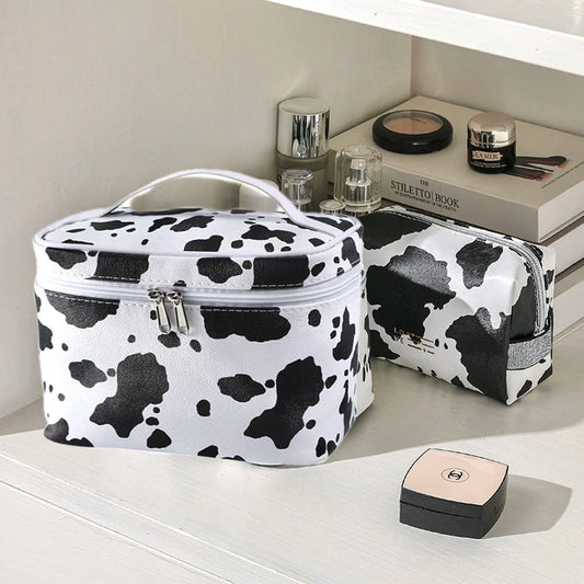 Trousse de Maquillage Imperméable Motif Vache – Organisateur de Voyage avec Poignée