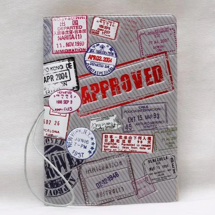 Porte-Passeport Coloré en PVC Motifs Voyage