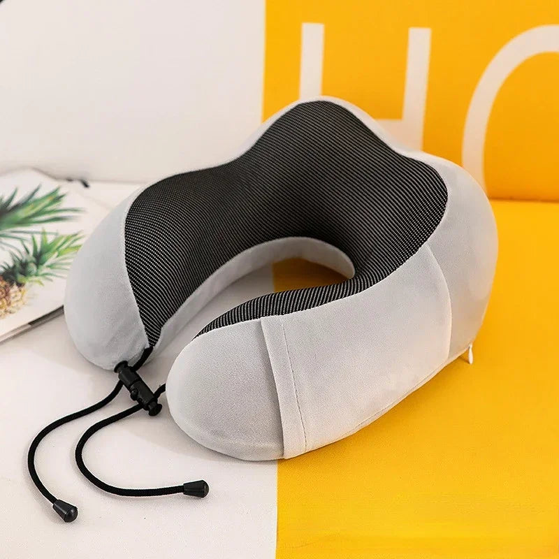 Coussin de voyage en mousse mémoire forme U avec soutien cervical et confort aérien