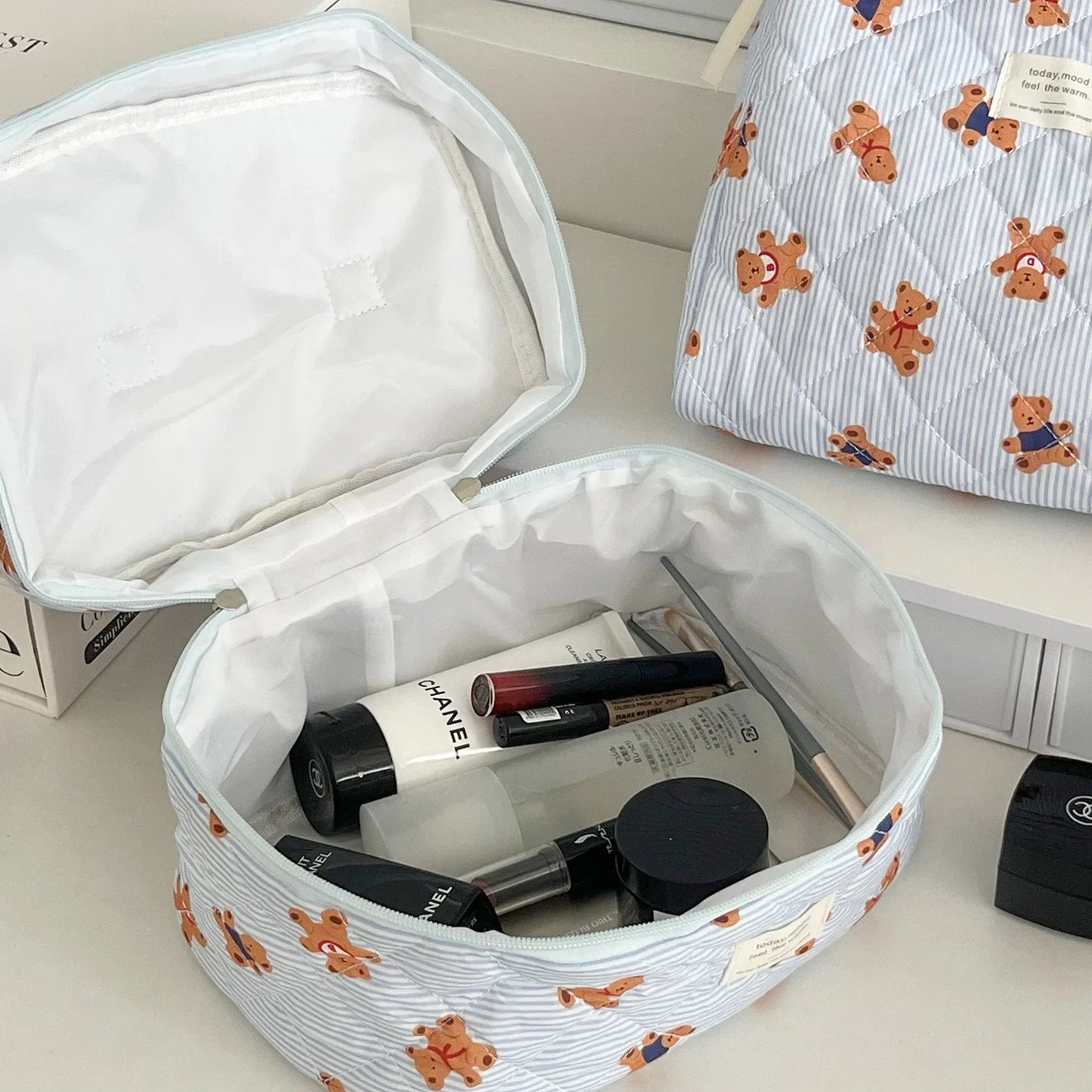 Trousse de toilette bébé à motifs ourson