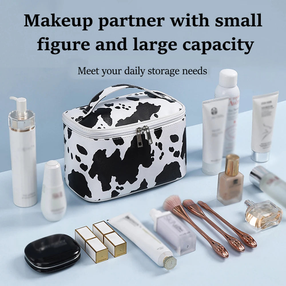 Trousse de Maquillage Imperméable Motif Vache – Organisateur de Voyage avec Poignée