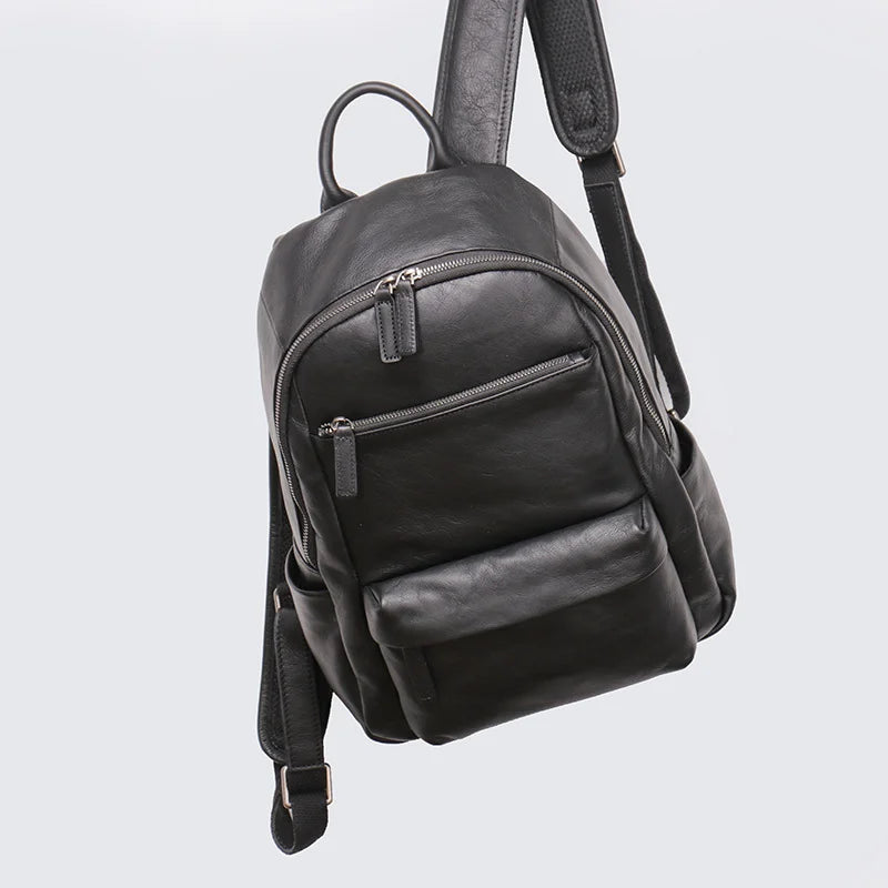 Sac à dos en cuir véritable format compact