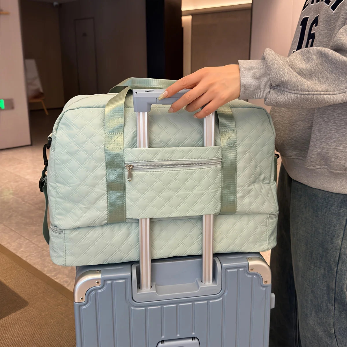 Sac de Voyage Weekender Nylon – Élégant et Spacieux
