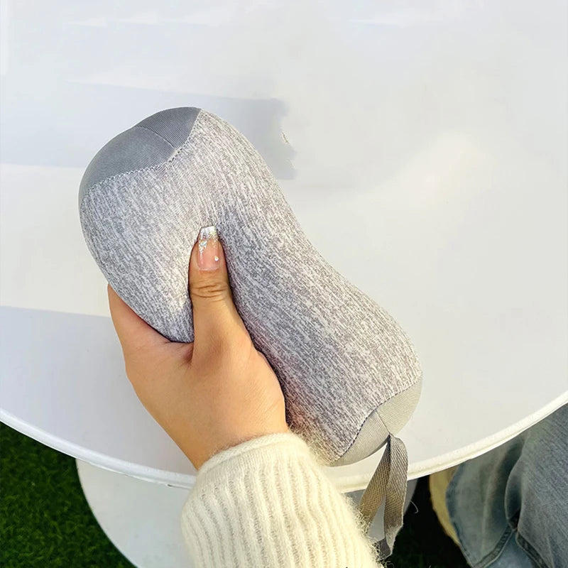 Mini coussin de voyage portatif en U pour soutien cervical et repos nomade