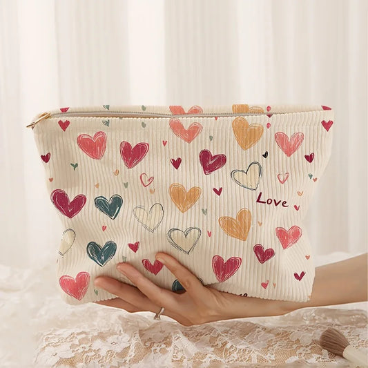 Trousse de toilette enfant motifs cœurs en velours côtelé
